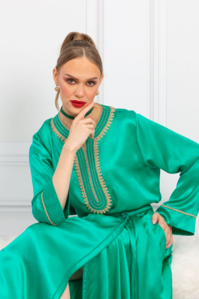 Silk shirt with Moroccan neck Sfifa - Snazzy Marketplace